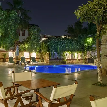 White Garden Hotel-Adult Only